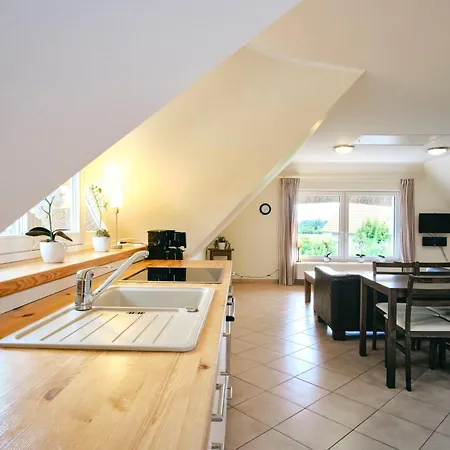 Aufschwung Ii Haushaelfte Apartment