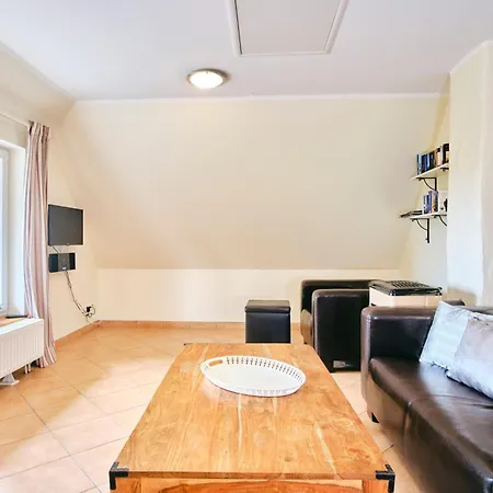 Aufschwung Ii Haushaelfte Fuhlendorf (Mecklenburg-Vorpommern)